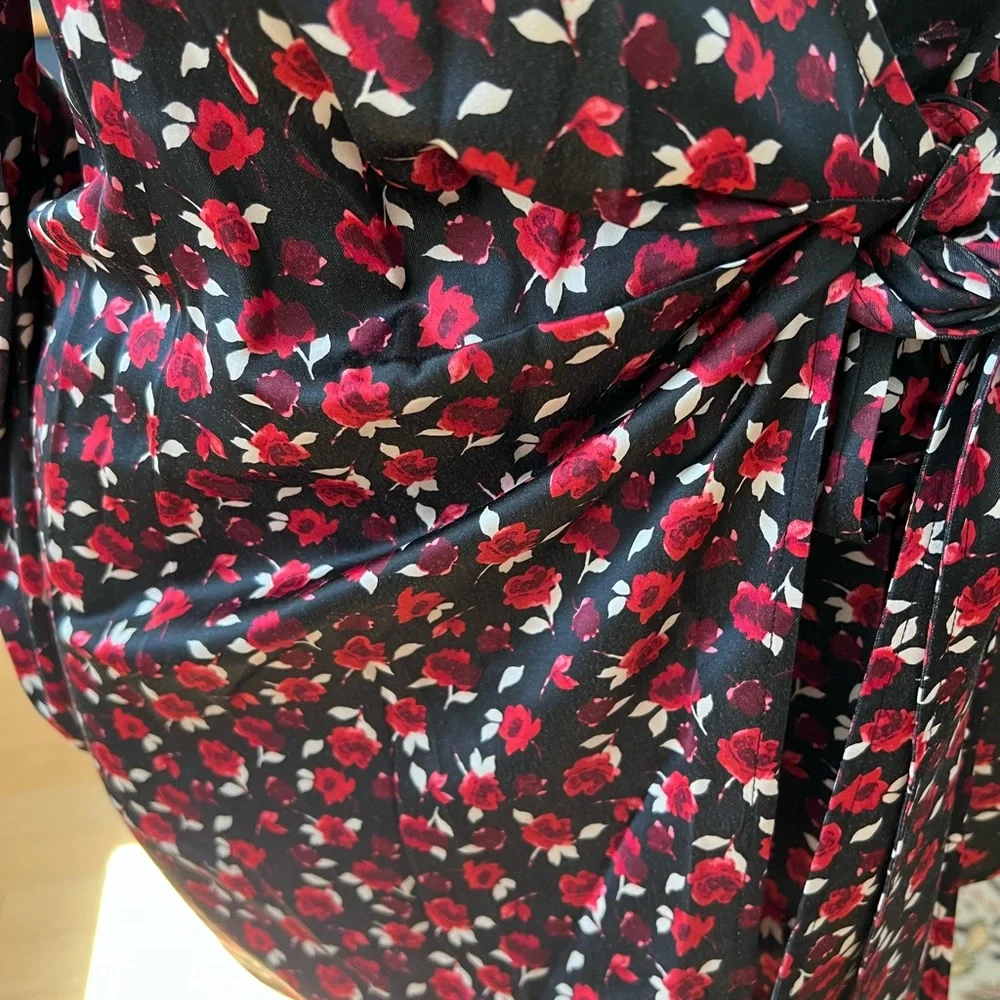 Something navy stunning Nordstrom dress🌈❤️ - Picture 16 of 16